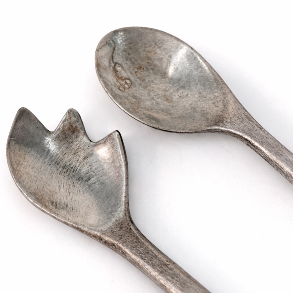 Vintage Bruce Cox biomorphic aluminum salad utensils 0031 signed silver metal